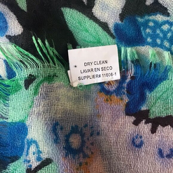 Floral Large Rectangle Scarf Lightweight Raw Edge Fringe 74” X 28” Head Wrap - Picture 4 of 4